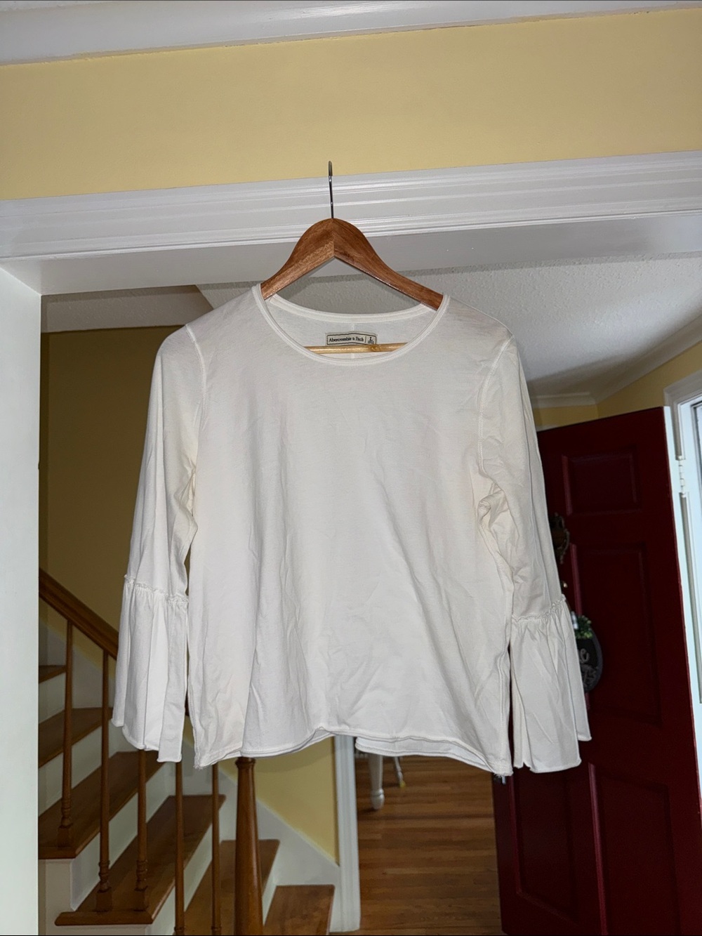 Abercrombie & Fitch Cream Long-Sleeve Ruffle Sleeve Tee